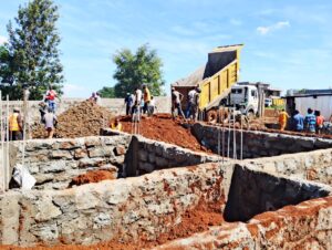 A stunning 4-Bedroom All-Ensuite Flat-Roof Home with Dam View ruiru